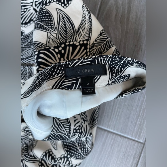 J. Crew Women’s Linen Blend Skirt in black & white floral boho style, size 2• - Picture 5 of 8